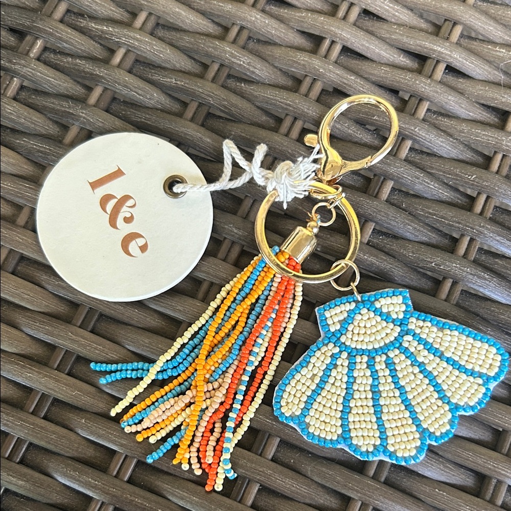 Icee Beaded Shell Tassel Keychain - Cream & Blue with Multicolor Tassel - Picture 2 of 3